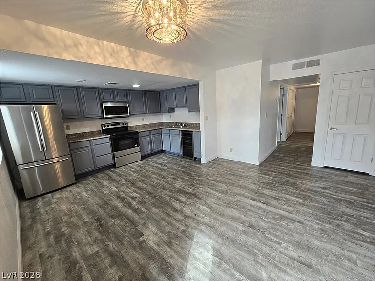 5368 River Glen Dr #345 — Photo 13