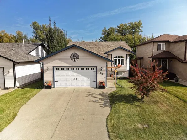 55 W Rodeo Way, Whitecourt, AB T7S 0B9