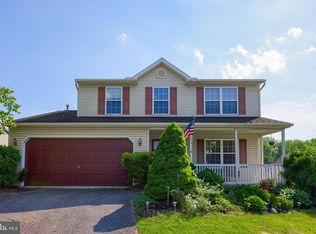 630 Woodrow Ct, Wernersville, PA 19565