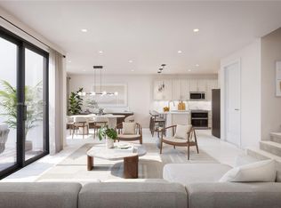 6085 Barbara Cir, Naples, FL 34112