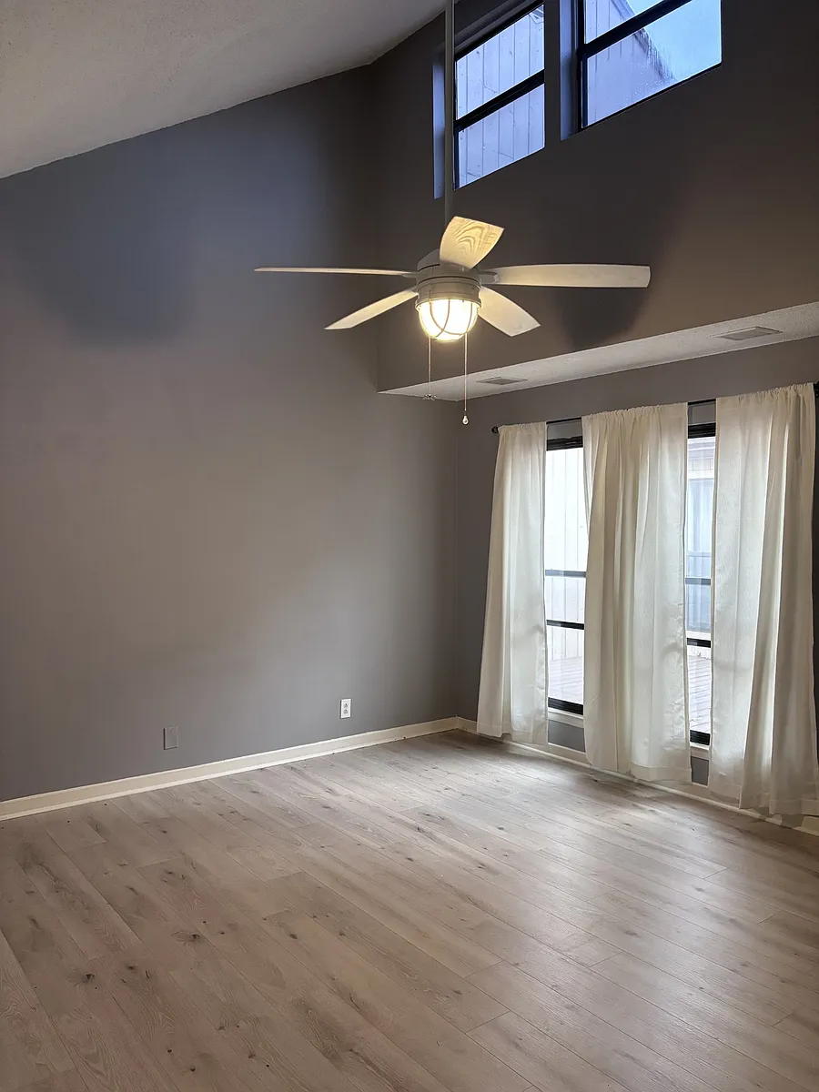 Building Photo - 220 Harpers Mill Ct