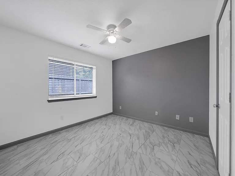 3515 Walden Dr — Photo 13