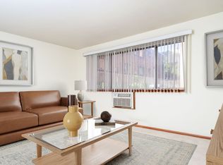 2001 Bryant Ave S, Minneapolis, MN 55405