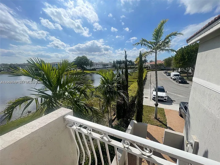 7931 NW 114th Ct — Photo 5
