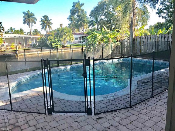 1_-_Full_Marketing_Photos-24