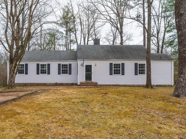 1405 Cinderella Rd, Lookout Mountain, GA 30750