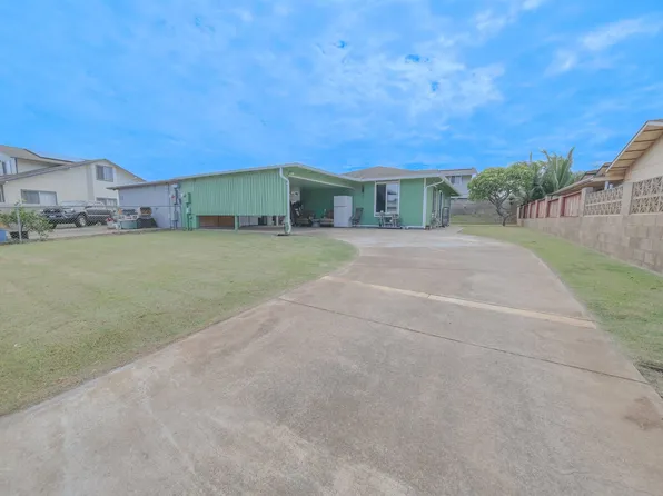 18 Hoomoku Loop, Kahului, HI 96732