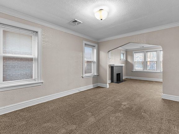 4th image of 5068 Lindenwood Ave #2F