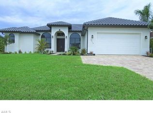 3013 Beach Pkwy W, Cape Coral, FL 33914
