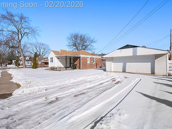 3rd image of 7739 Rosedale Blvd