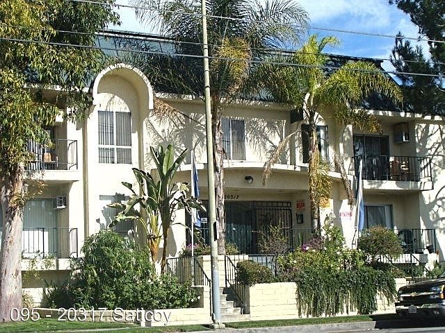 1st image of 20317 Saticoy St APT 204