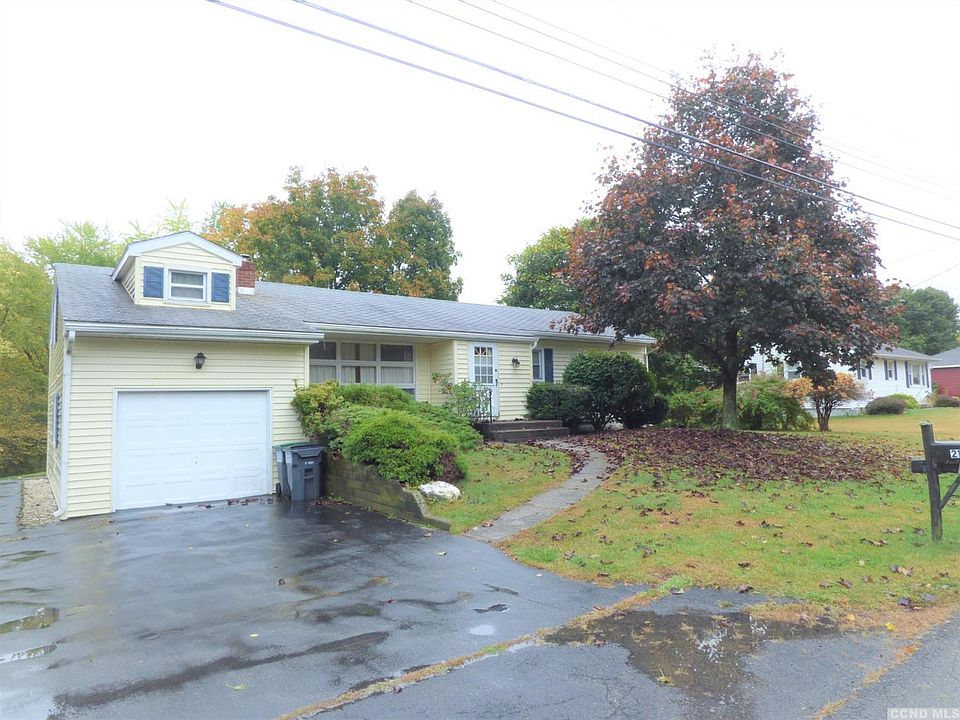 1st image of 21 McClellan Dr