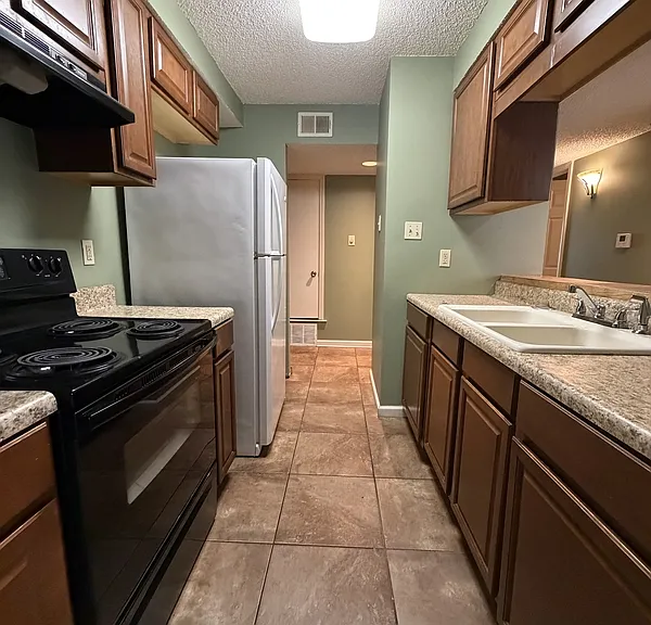 5712 Los Gatos Dr #1 — Photo 2