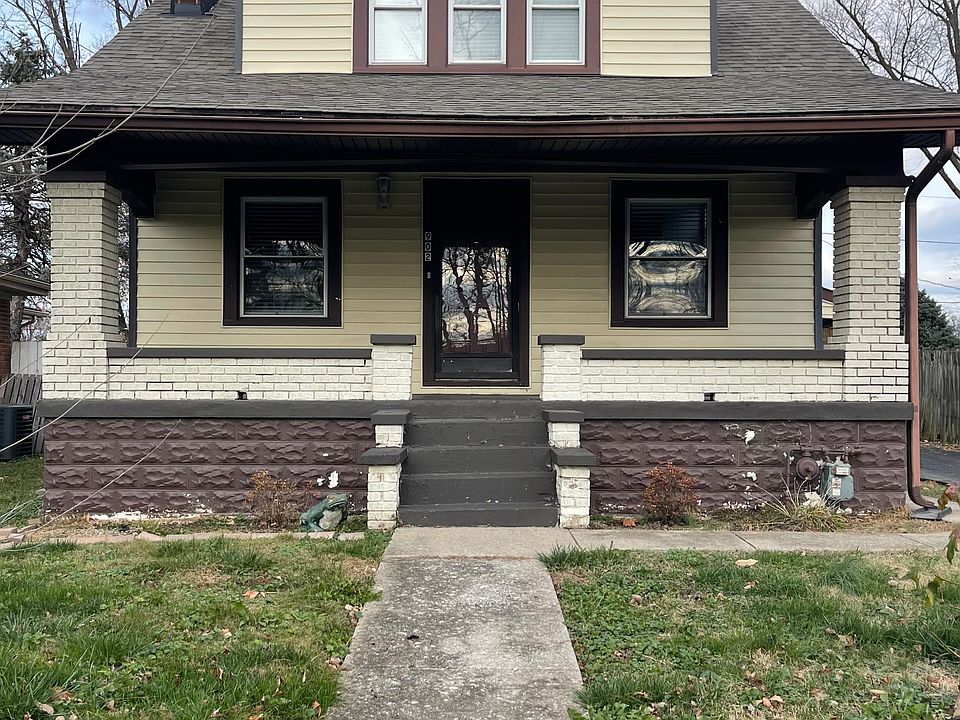 1st image of 902 N Clark Blvd