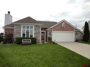 3401 Bramblewood Ln, Fort Wayne, IN 46818