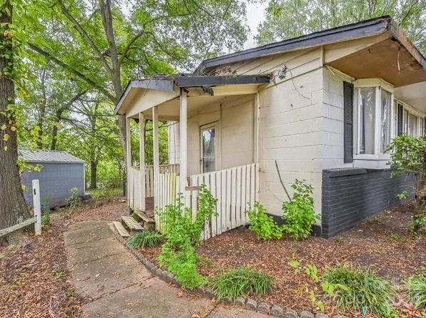 519 S Mulberry St, Cherryville, NC 28021
