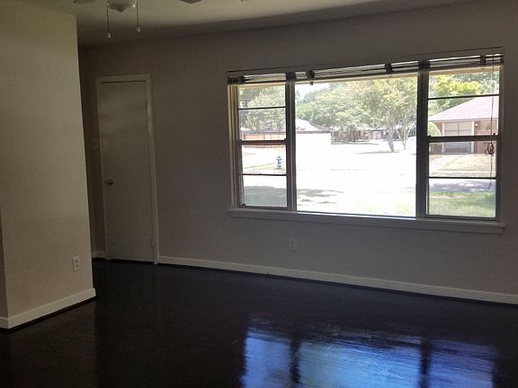 Living room facing Viking Drive