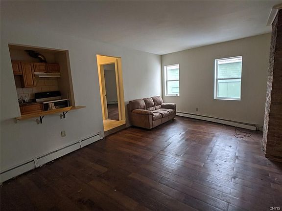 4th image of 2000 South Ave