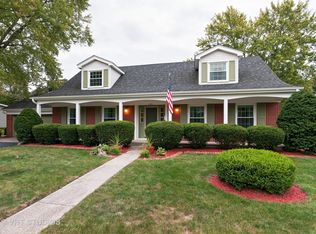 506 Wing Ln, St Charles, IL 60174