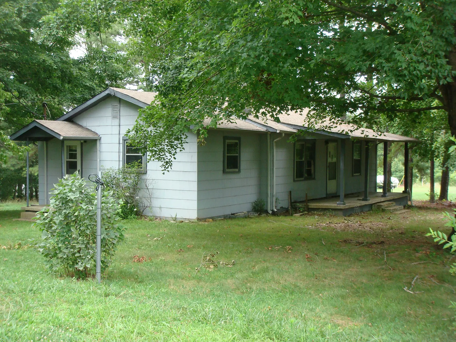3 bed, 1.5 bath, 1250 sqft, $2,000 — Photo 3