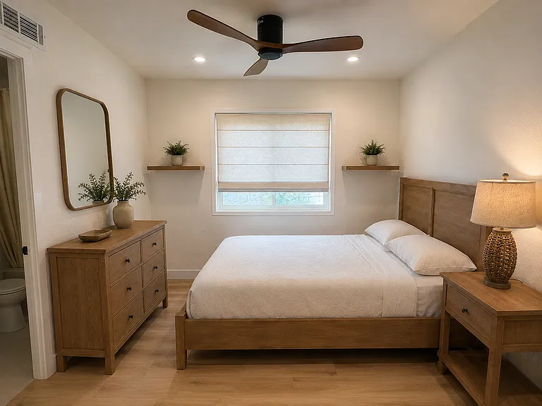 2922 Estancia #A — Photo 4