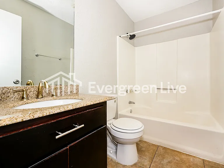 3687 Salem Dr — Photo 10