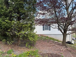 1296 Pocahontas Rd, Frostburg, MD 21532