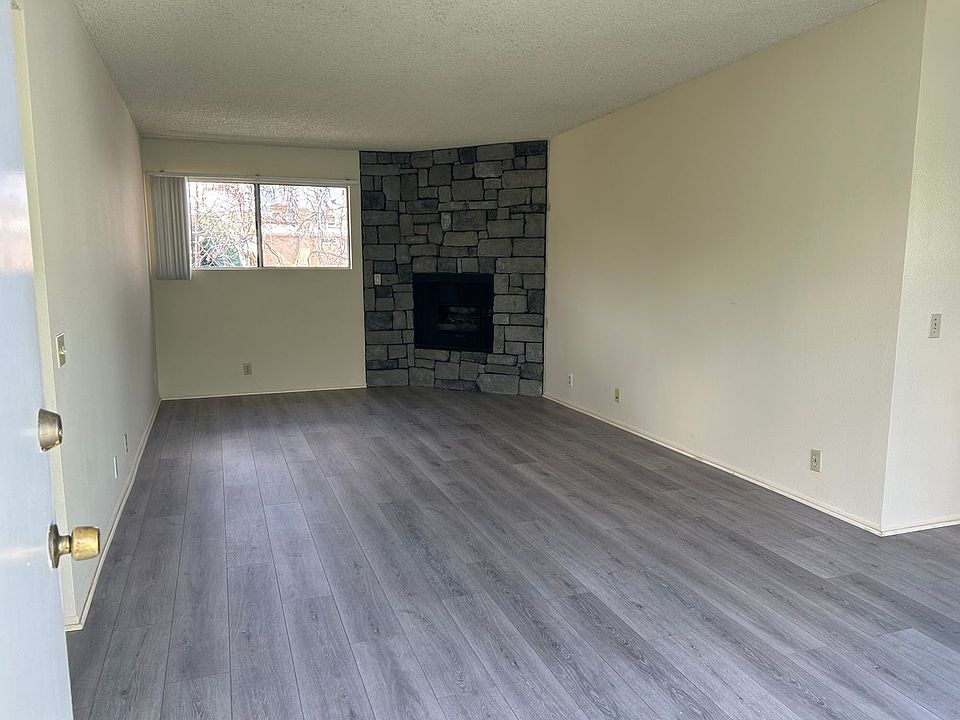 11184Hust 11184 Huston St North Hollywood CA Zillow