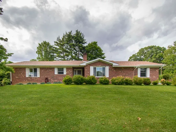 1560 Old Stage Rd, Wytheville, VA 24382