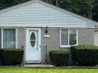 21072 Wakedon St, Southfield, MI 48033
