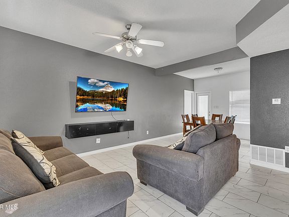 5th image of 3637 Jamaican Palm Dr