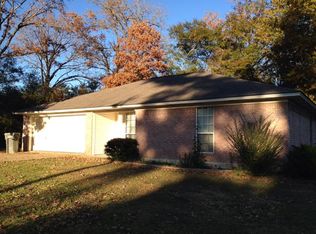 1310 Glade St, Lufkin, TX 75901