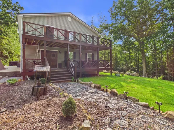 3204 Bent Mountain Rd, Lerona, WV 25971