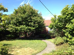 8231 2nd Ave NE, Seattle, WA 98115