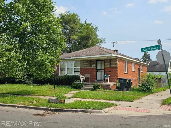 5027 Chatsworth St, Detroit, MI 48224