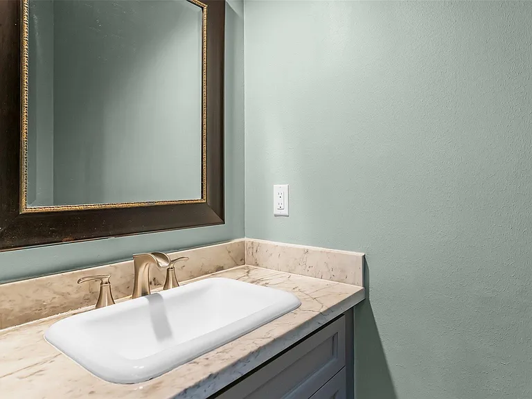 2607 Laurel Ridge Dr — Photo 28