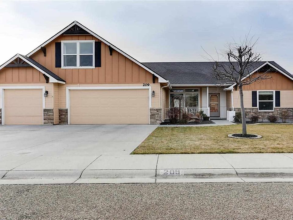 1st image of 209 Newport Dr