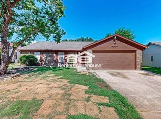6006 Cool Springs Dr, Arlington, TX 76001