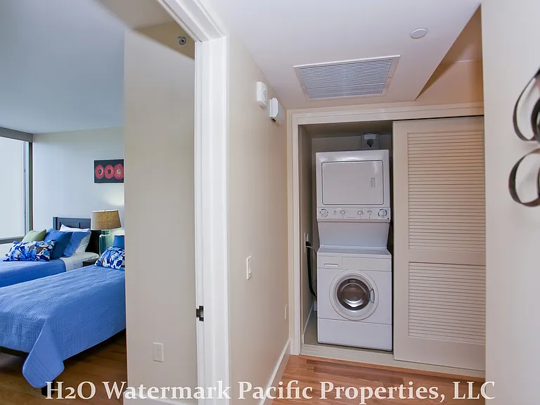 1551 Ala Wai Blvd — Photo 20