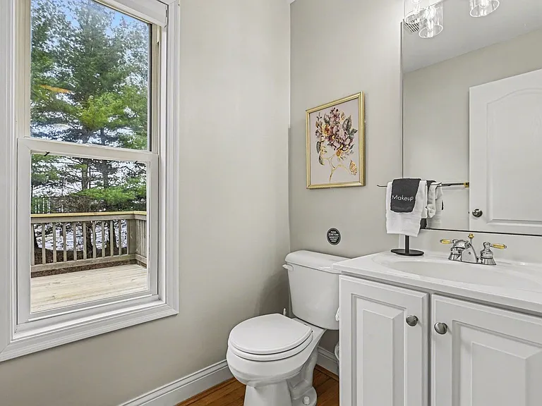 2580 Hingham Ln — Photo 14