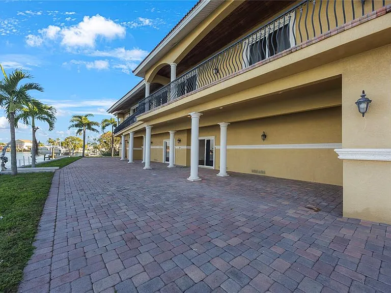 736 Pruitt Dr — Photo 30