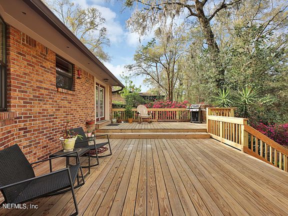 3rd image of 2704 BOTTOMRIDGE Drive