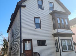 330 Purchase St #1, New Bedford, MA 02740
