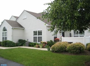 71 Traditions Way #71, Lawrence Township, NJ 08648