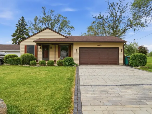 415 Garfield Rd, Ingleside, IL 60041