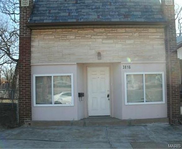 1st image of 3816-3818 McCausland Ave