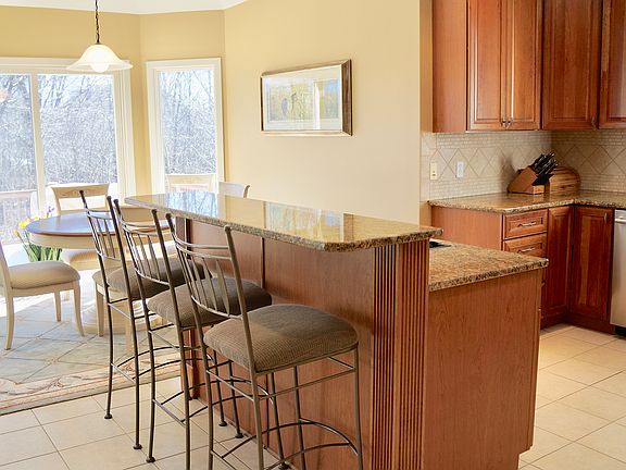 3rd image of 6667 Brandamore Ct