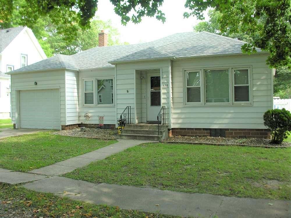 305 S School St, Saint Ansgar, IA 50472 Zillow
