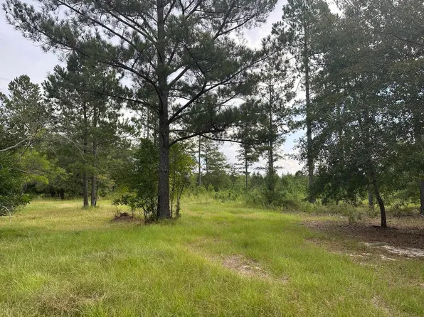 4 Seminole Rd, Richland, GA 31825