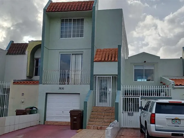 3830 W 9th Way #4, Hialeah, FL 33012